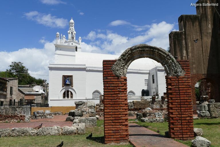 starflyer2015015_rectangle-768x768-0x0-0x0