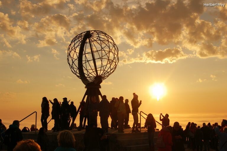 5aoibs5hr_rectangle-768x768-0x0-0x0