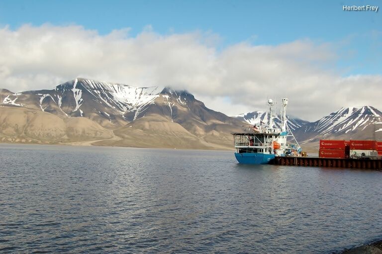 5aoic1kc2_rectangle-768x768-0x0-0x0